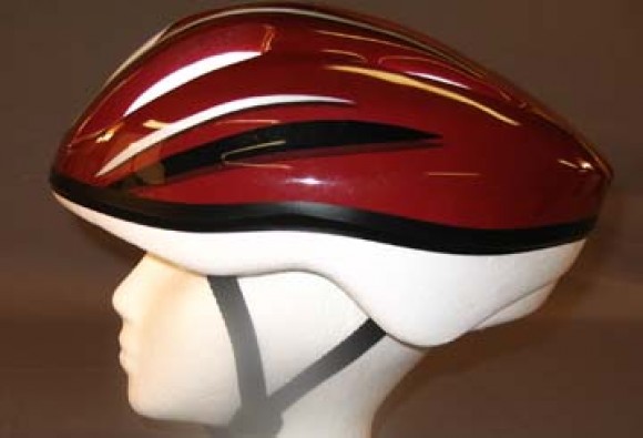 Аэродинамичный шлем конца 90-х годов