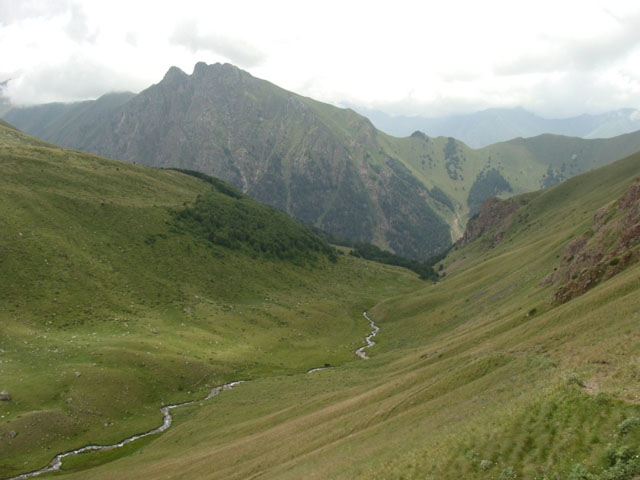 Велопоход по Кавказу. Спуск с Мухинского перевала