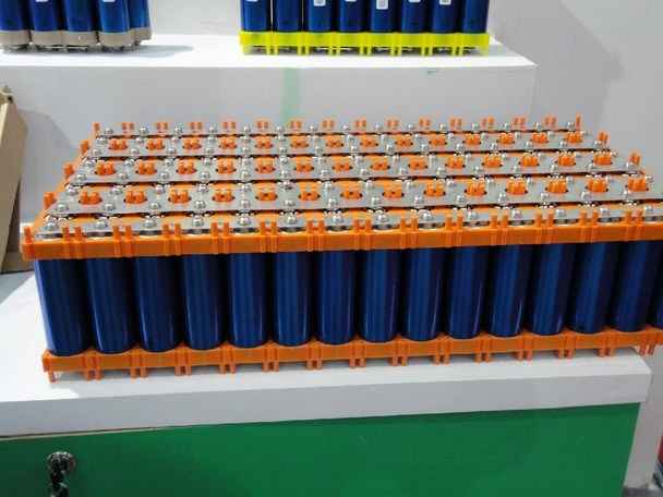 Литий-железофосфатная аккумуляторная батарея